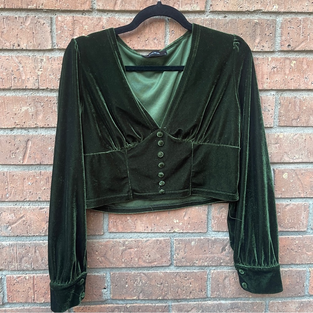 Cider Green Velvet Cropped Blouse with Fitted Waist